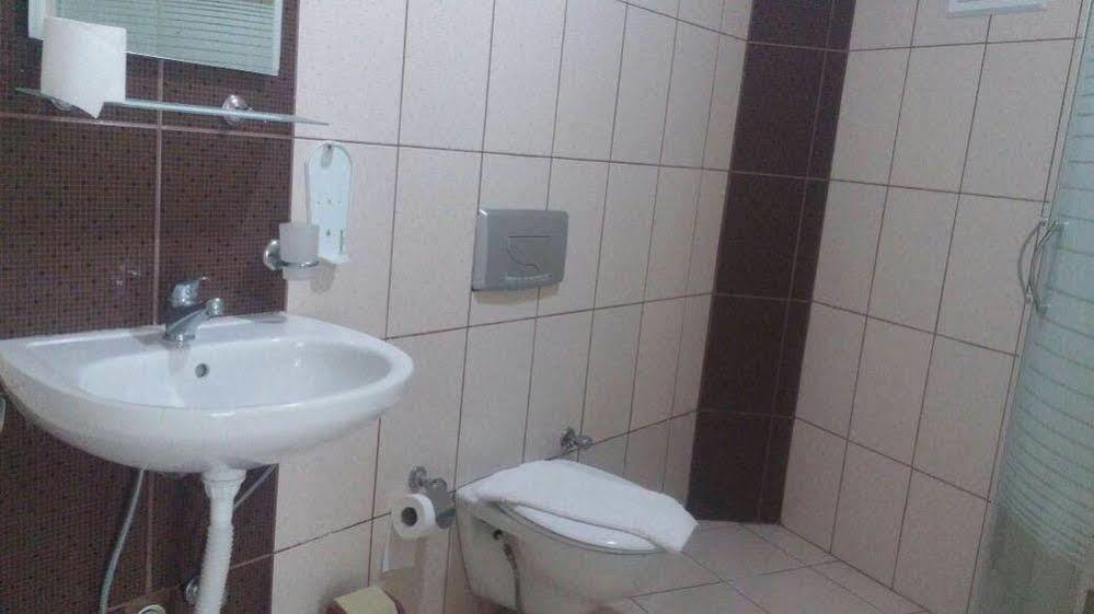 ปอร์โตฟีโน อพาร์ตเมนต์ Aparthotel อัคยาคา ภายนอก รูปภาพ