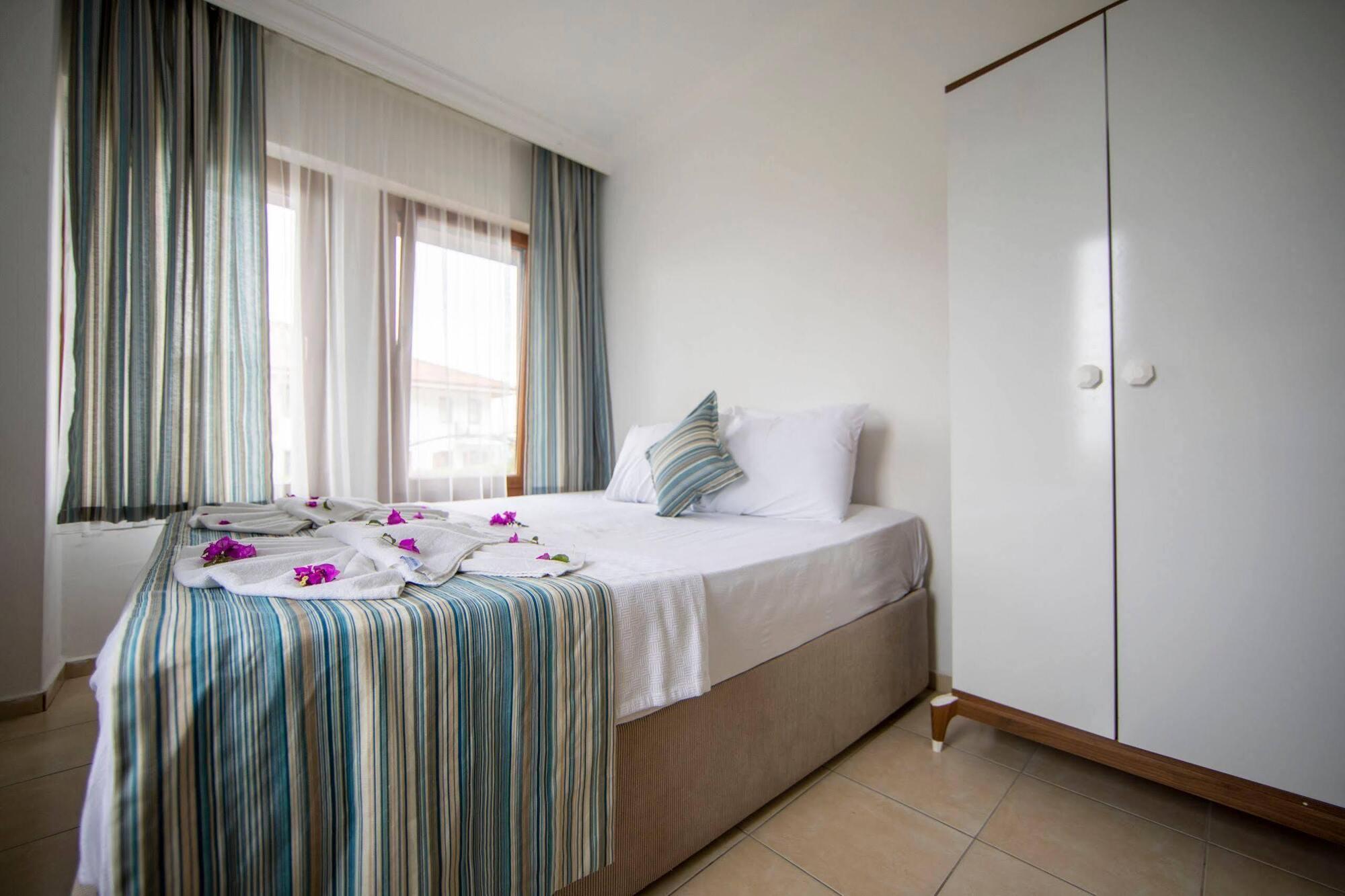 ปอร์โตฟีโน อพาร์ตเมนต์ Aparthotel อัคยาคา ภายนอก รูปภาพ